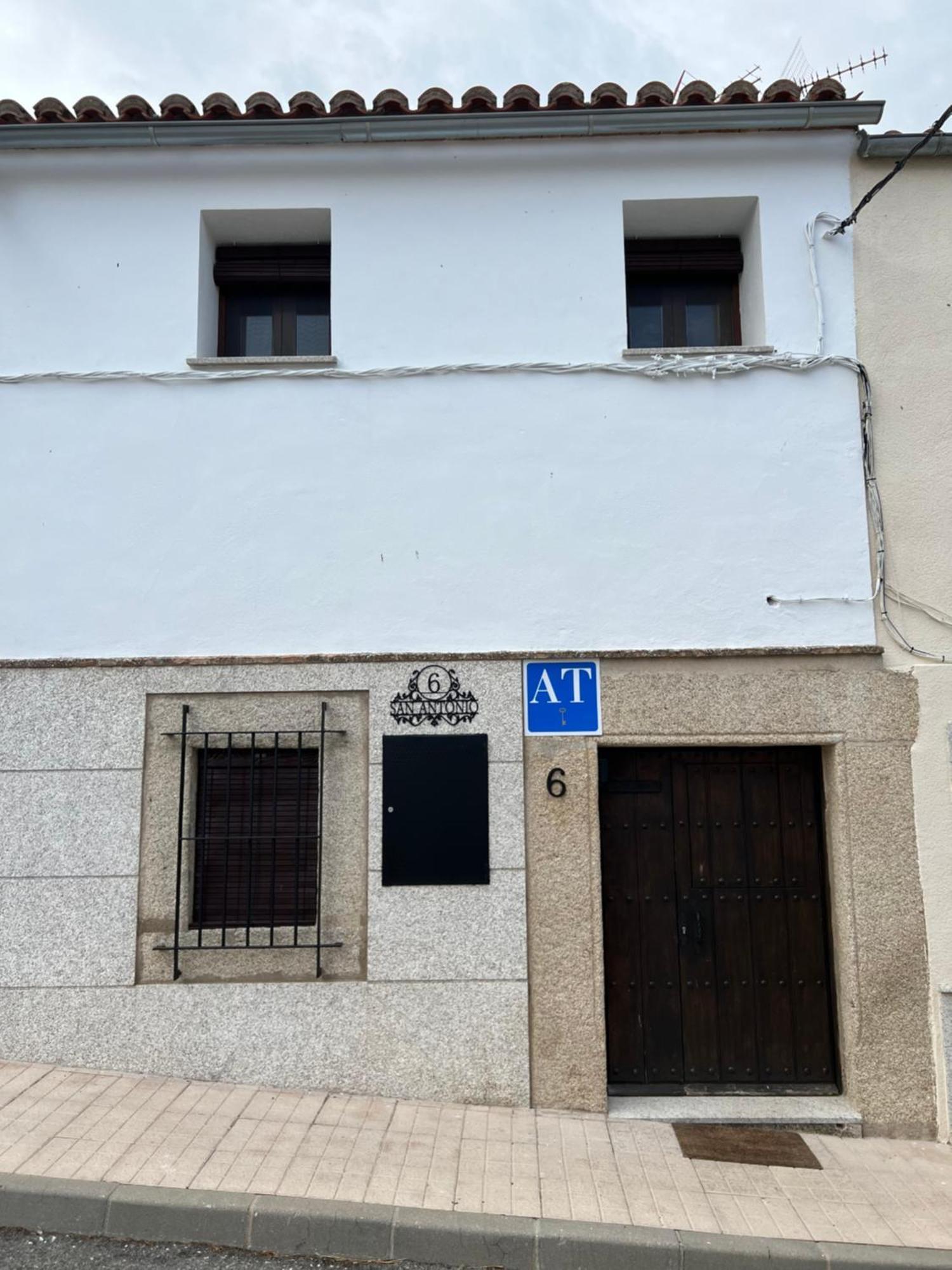 Апартаменти San Antonio 6 Мальпартіда-де-Касерес Екстер'єр фото